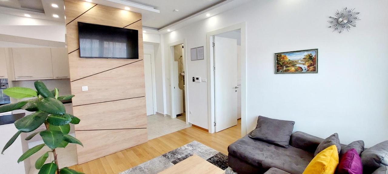 Extra Apartman City Centre Μπάνια Λούκα Εξωτερικό φωτογραφία